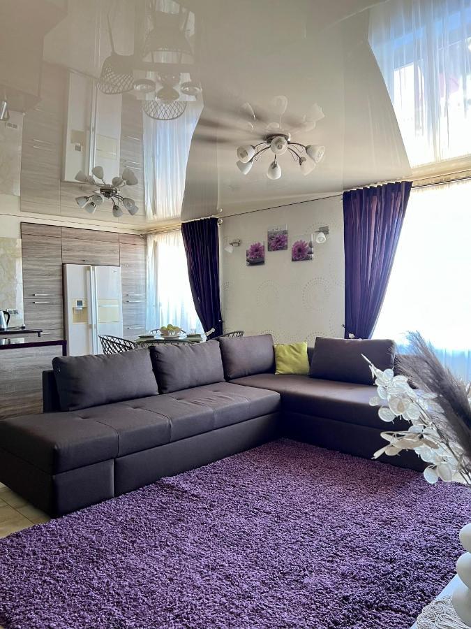 Relax. Просторі Та Затишні Апартаменти Ternopil Bagian luar foto
